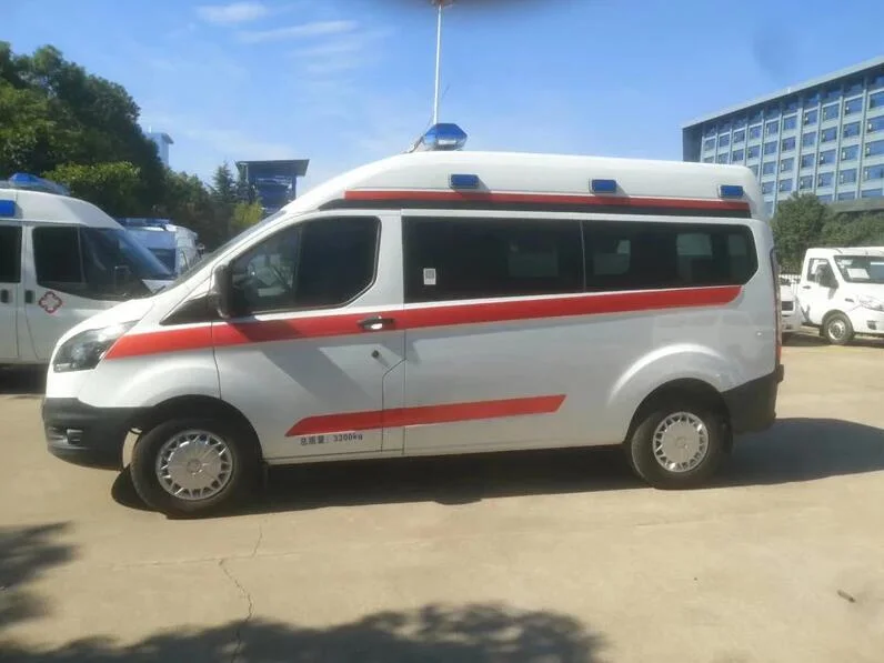 Cheapest VIP Small 5-7 Seats Diesel Engine Euro 4 Ward-Type Ambulance Car